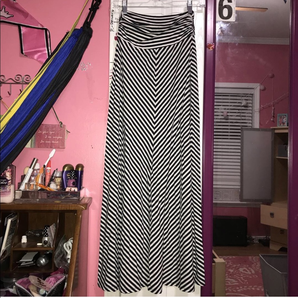 Maxi skirt